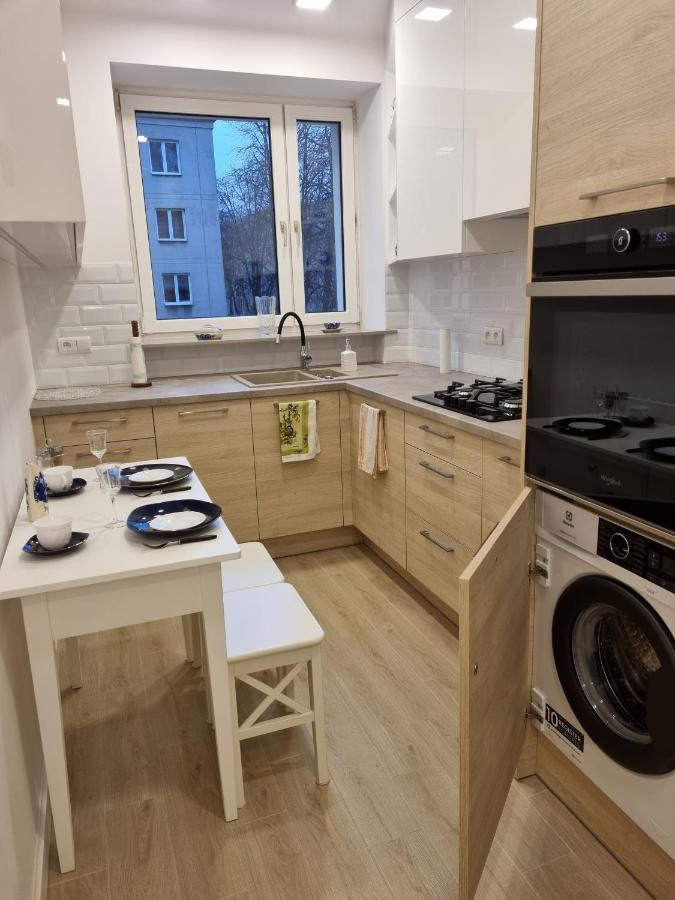 Apartament W Kolorze Mięty Warszawa Zewnętrze zdjęcie